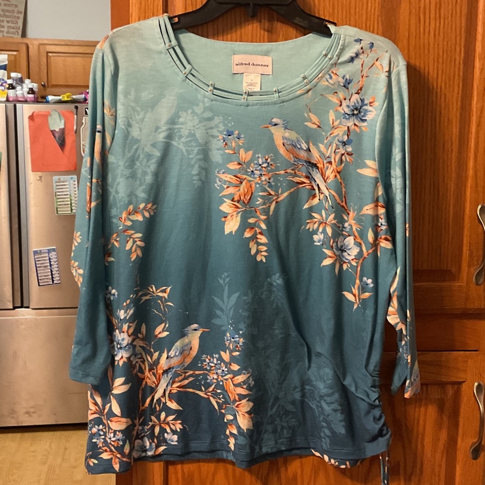 Gently used Alfred Dunner ladies top size large